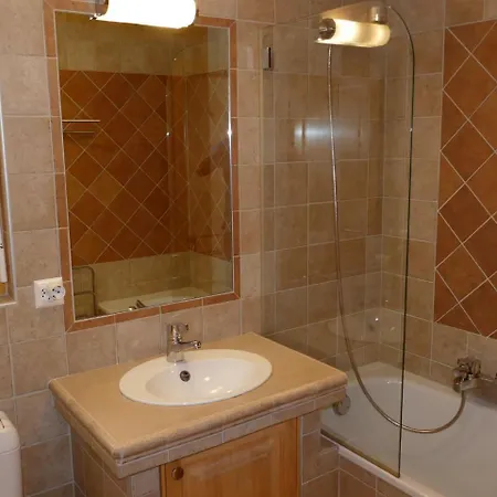 Apartment Domaine Des Reines C2 *